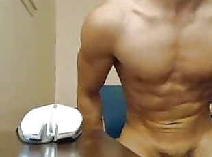 Cute Muscle Hunk on Webcam 4