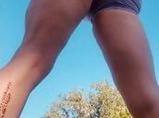 Booty shaking pawg exhibitionist has more fun in the park