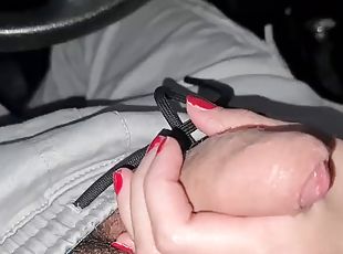 Quicky car blowjob, cum in mouth