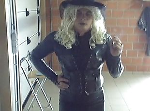 transvestit, amatør, ibenholt, sort, undertøj, webcam, latex, solo, rygende