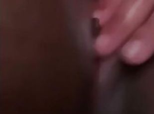 Wet pussy gets fingered (short clip DRIPPING)