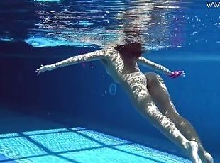 Tiffany Tatum goes swimming with Jack