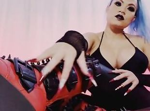 Sexy ASMR Fishnet Gloves And Leather Boots Tapping, Scratching