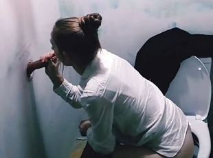 offentlig, russisk, amatør, pikslikkeri, teenager, creampie, gloryhole, sperm, toilet, kær