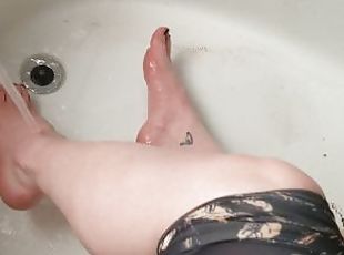 Dirty Foot Bath AMSR