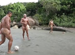 awam, sukan, homoseksual, sex-dalam-kumpulan-groupsex, pantai, berotot, bergambar, bola-sepak