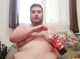 Ma toute première vidéo que j'ai posté sur internet où je bouge mon ventre de superchubby