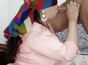 Desi Kaam Wali Ki Maalik Ne Khoob Chut Mari - House Owner And Desi Indian Maid Sex With Hindi Audio