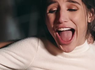 Abella Danger reaches mind-blowing orgasm