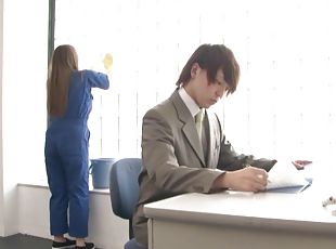 Aroused Japanese cleaning lady fucks office guy