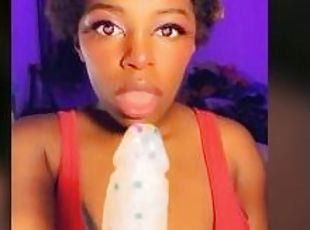 Bimbo Blow Brainwashing Bubblegum and gives Blowjob