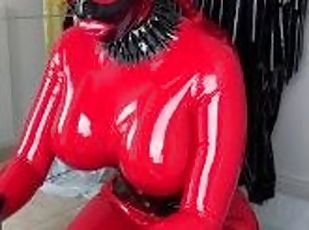 malaking-suso, fetish, latex, babaing-dominante, manyika, goma