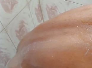 Wife wipe the Cum off